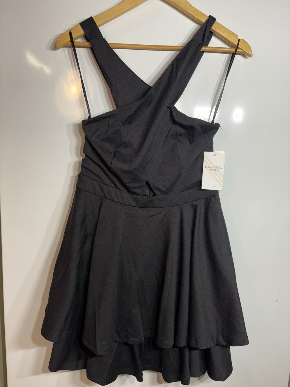 Alice Paris Black Crossover Dress Women’s Size Medium